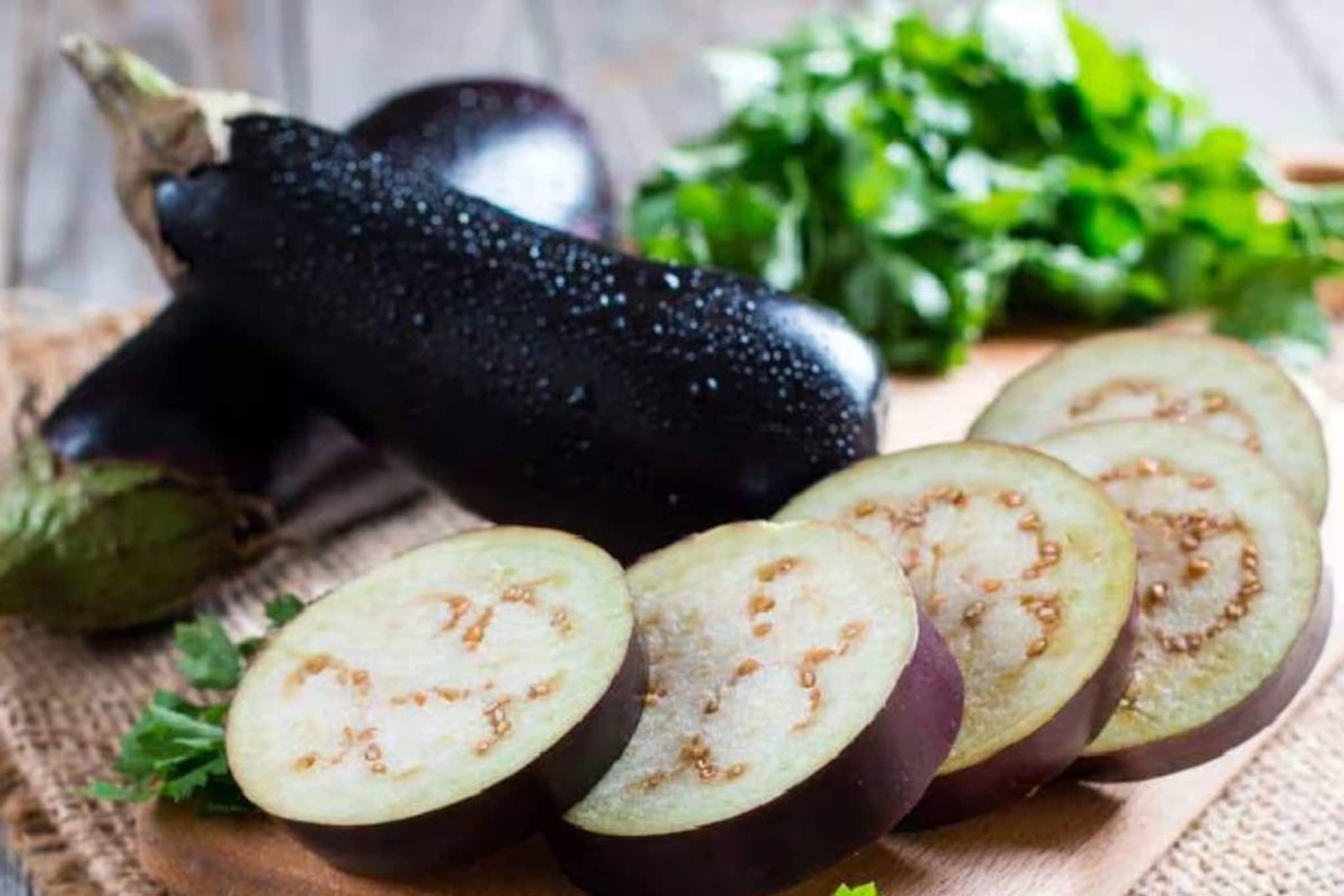 অ্যালার্জি! কিডনি স্টোন! কী কী জটিল রোগ হয় বেগুন খেলে? কারা এই সবজি মুখে দিলেই সর্বনাশ?