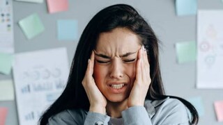 মহিলাদের মধ্যে আবার মাইগ্রেনের সবচেয়ে সাধারণ কারণ হল হরমোনের ভারসাম্যহীনতা মহিলাদের মধ্যে আবার মাইগ্রেনের সবচেয়ে সাধারণ কারণ হল হরমোনের ভারসাম্যহীনতা