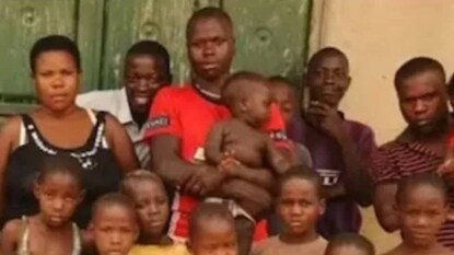 বিশাল পরিবারের দায়িত্ব এখন মরিয়মের উপরই বিশাল পরিবারের দায়িত্ব এখন মরিয়মের উপরই