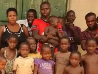 বিশাল পরিবারের দায়িত্ব এখন মরিয়মের উপরই বিশাল পরিবারের দায়িত্ব এখন মরিয়মের উপরই