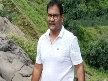 'পহেলগাঁওতে ১৫-১৬ বছরের ছেলেগুলো বাবাকে গুলি করে সেলফি তুলছিল!' শেষকৃত্যের পরও আতঙ্কে ছেলে