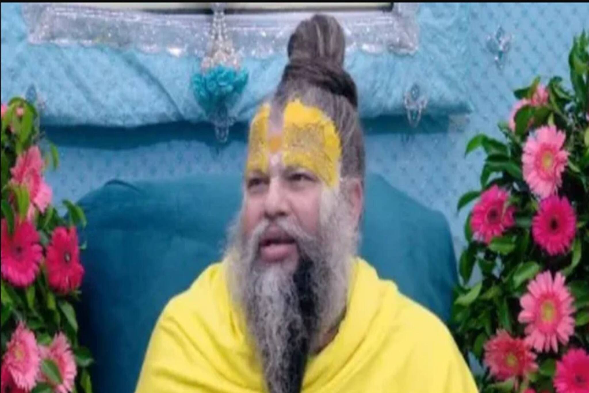 'দেড়শো পুরুষের শয্যাসঙ্গিনী হয়েছি', মহিলার আর্তি শুনে কী বললেন বৃন্দাবনের সাধু?