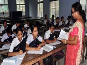 পোর্টাল খুলতেই হাজার হাজার আবেদন, শিক্ষক নিয়োগের প্রথম দিনেই রেকর্ড! কত শিক্ষক আবেদন করলেন