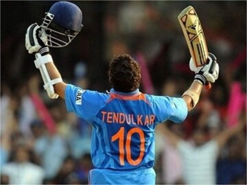 Sachin Tendulkar Birthday: সচিন ছাড়া আর কোন ভারতীয় ক্রিকেটার ১০ নম্বর জার্সি পরে খেলেছেন?