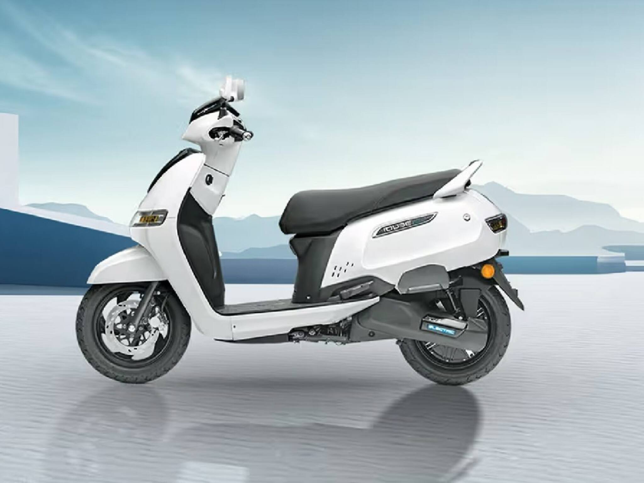 পেট্রোলের ঝামেলা এবার শেষ! মাত্র ১৫ টাকা খরচে ৭০ কিলোমিটার রাস্তা! সস্তার স্কুটি এটি