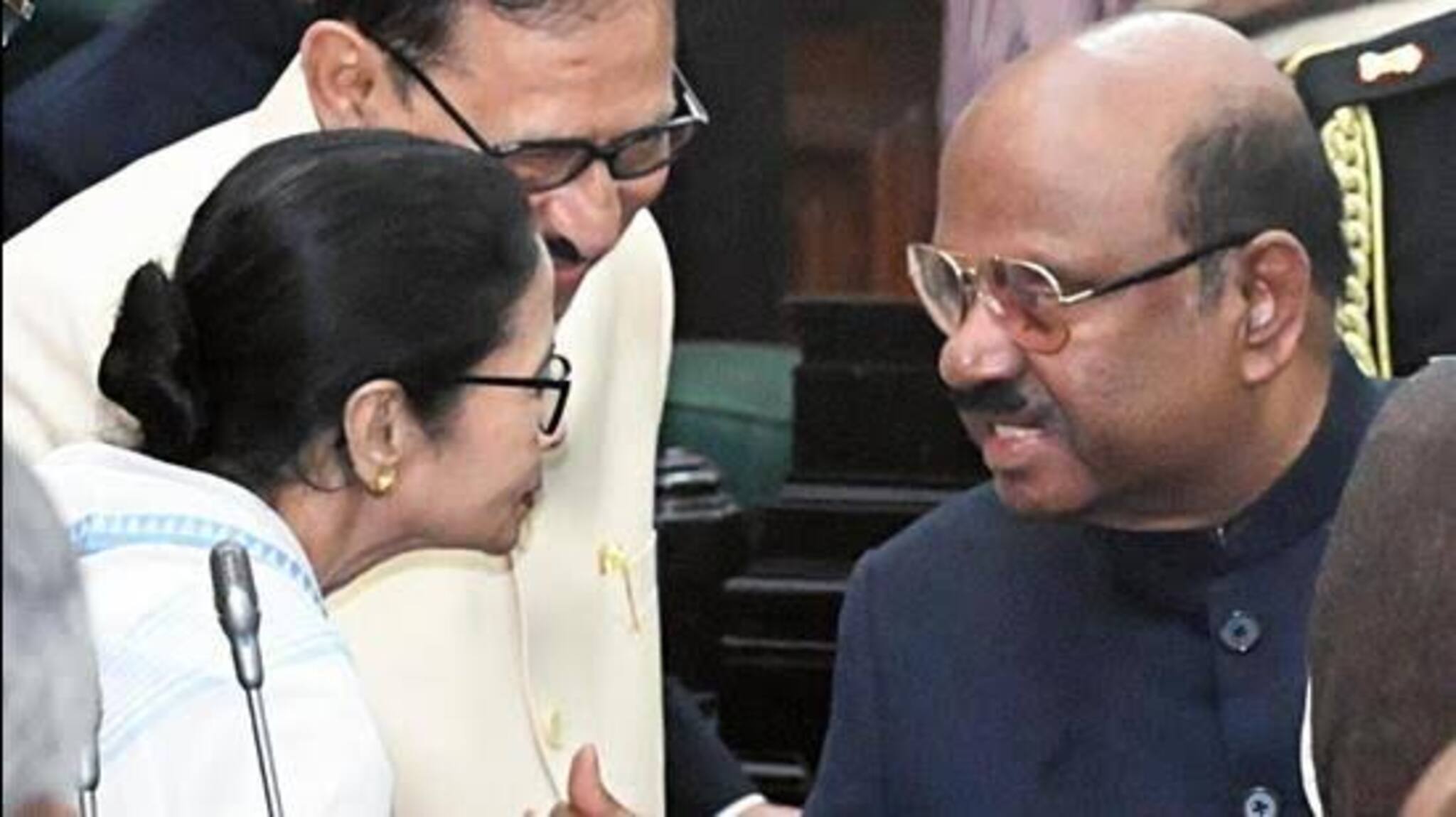 রাজভবনে আটকে ২৩টা বিল! আটকে থাকা বিল ছেড়ে দিন রাজ্যপাল, ফের বার্তা অধ্যক্ষ বিমানের