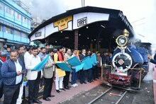 'স্বপ্নো কি রানি...'! কত চড়াই-উৎরাই পেরিয়ে চলছে টয় ট্রেন, ইতিহাস ১২৫ বছরের