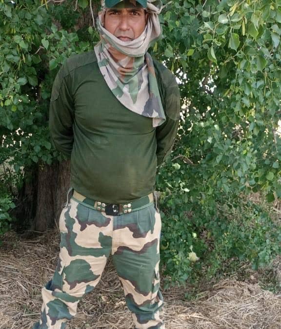 BSF Jawan Detained: পাকিস্তানে ‘আটক’ ভারতীয় জওয়ান! দ্রুত ঘরে ফিরুক পূর্ণম, আতঙ্কের প্রহর গুনছে হুগলি