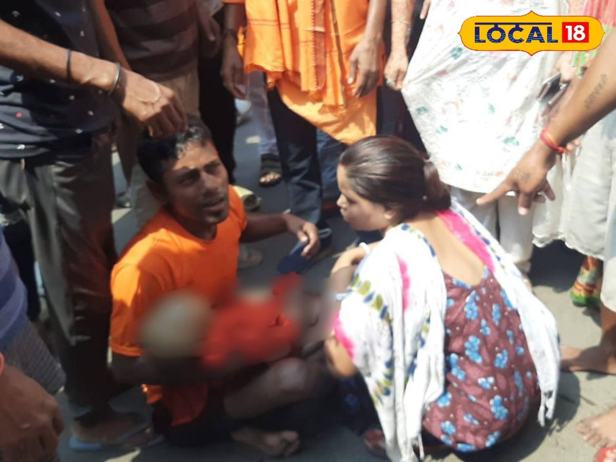 রামনবমীর মিছিলে যাওয়া হল না বাবার! বাড়ির সামনেই ছোট্ট ছেলেকে পিষে দিল পুরসভার গাড়ি