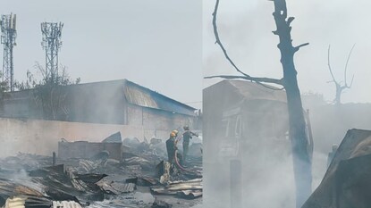 কলকাতায় ফের আগুন! দাউ দাউ করে জ্বলছে ধাপার মাঠ, ঘটনাস্থলে দমকলের ১৫ টি ইঞ্জিন কলকাতায় ফের আগুন! দাউ দাউ করে জ্বলছে ধাপার মাঠ, ঘটনাস্থলে দমকলের ১৫ টি ইঞ্জিন