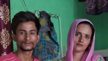 বন্ধ ঘরে রয়েছেন পাকিস্তানের সীমা হায়দার! উত্তর দিচ্ছেন না স্বামী সচিন, তাহলে কি এবার ফিরে পাকিস্তানের ফিরে যেতে হবে? বন্ধ ঘরে রয়েছেন পাকিস্তানের সীমা হায়দার! উত্তর দিচ্ছেন না স্বামী সচিন, তাহলে কি এবার ফিরে পাকিস্তানের ফিরে যেতে হবে?