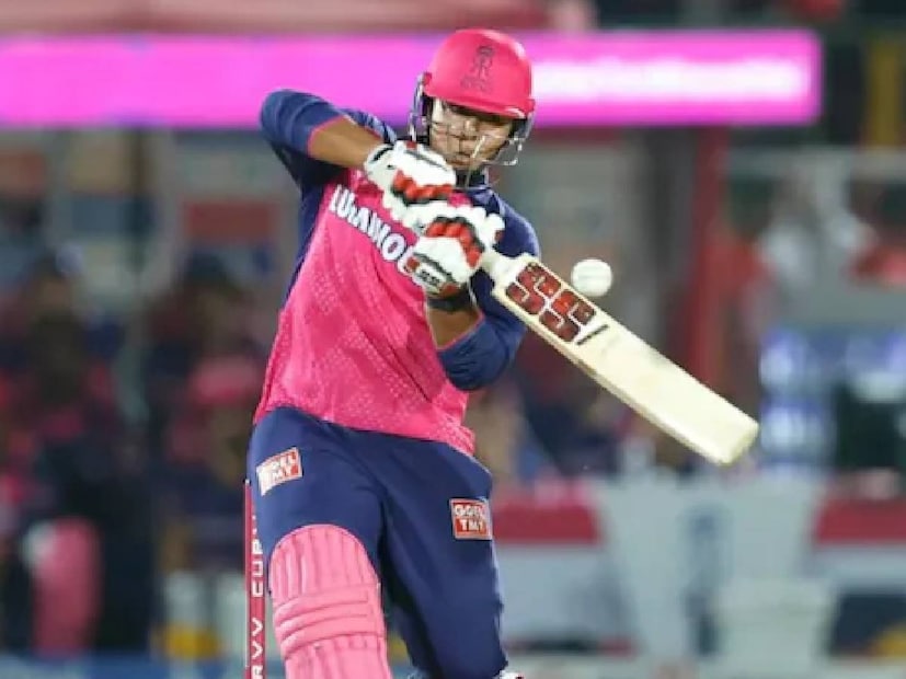 মাত্র ১৪ বছর বয়সেই তিনি তার ব্যাটিং দক্ষতা দিয়ে সকলকে মুগ্ধ করেছেন। সাহসী ও আগ্রাসী ব্যাটিংয়ের কারণে ইতিমধ্যেই তরুণ এই ক্রিকেটার বেশ জনপ্রিয় হয়ে উঠেছেন ক্রিকেটপ্রেমীদের মধ্যে।