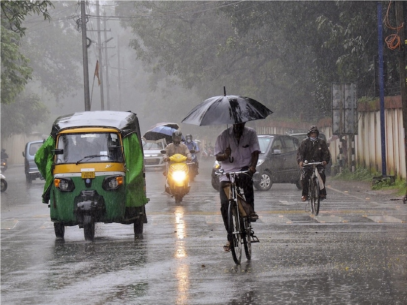 IMD Latest Weather Update: রাজ্যে সক্রিয় ঘূর্ণাবর্ত! শনিবার প্রবল ঝড়বৃষ্টিতে বিপর্যস্ত হবে এ জেলাগুলি, বজ্রপাতের অশনিসঙ্কেত IMD Latest Weather Update: রাজ্যে সক্রিয় ঘূর্ণাবর্ত! শনিবার প্রবল ঝড়বৃষ্টিতে বিপর্যস্ত হবে এ জেলাগুলি, বজ্রপাতের অশনিসঙ্কেত