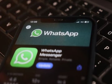 বিনামূল্যে হবে ইন্টারন্যাশনাল কল, এবার iPhone-এ ডিফল্ট কলিং অ্যাপ হিসাবে কাজ করবে WhatsApp বিনামূল্যে হবে ইন্টারন্যাশনাল কল, এবার iPhone-এ ডিফল্ট কলিং অ্যাপ হিসাবে কাজ করবে WhatsApp
