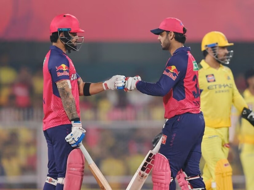 আইপিএল ম্যাচ চলাকালীন এমন অনেক ঘটনাই ঘটে, যা নিমেষে ভাইরাল হয় সোশ্যাল মিডিয়ায়৷ সম্প্রতি তেমন একটি ঘটনা সোশ্যাল মিডিয়ায় ভাইরাল হয়েছে৷ সম্প্রতি বর্ষাপাড়া স্টেডিয়ামে আইপিএল ম্যাচ চলাকালীন এক সিএসকে ভক্তকে নিয়ে তোলপাড় নেটদুনিয়া।