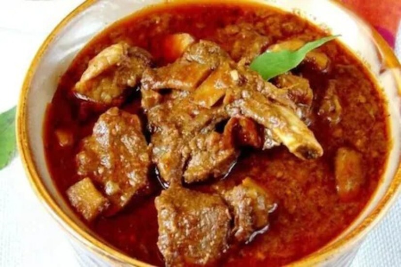 বিভিন্ন রকম রেড মিটে উচ্চ পরিমাণে পিউরিন থাকে, যা ইউরিক অ্যাসিড বাড়াতে পারে।