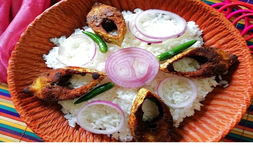 বাংলার পান্তা ভাতকে ওড়িশায় বলা হয় পাখাল ভাত৷ অনেক সময় বাসি ভাত মজাতে ব্যবহার করা হয় টক দইও৷ পুষ্টিমূল্যের দিক দিয়েও পান্তাভাত টেক্কা দেয় অনেক খাবারকেই৷ অসম কৃষি বিশ্ববিদ্যালয়ের গবেষকদের দাবি, সাধারণ ভাতের তুলনায় অনেক ক্ষেত্রেই বেশি কার্যকর ভেজা বাসি ভাত ৷
