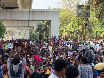 SSC: যোগ্য তালিকা প্রকাশে আগামীকাল থেকেই স্কুলে যেতে চান আন্দোলনকারী শিক্ষক-শিক্ষিকারা, শুরু প্রস্তুতি