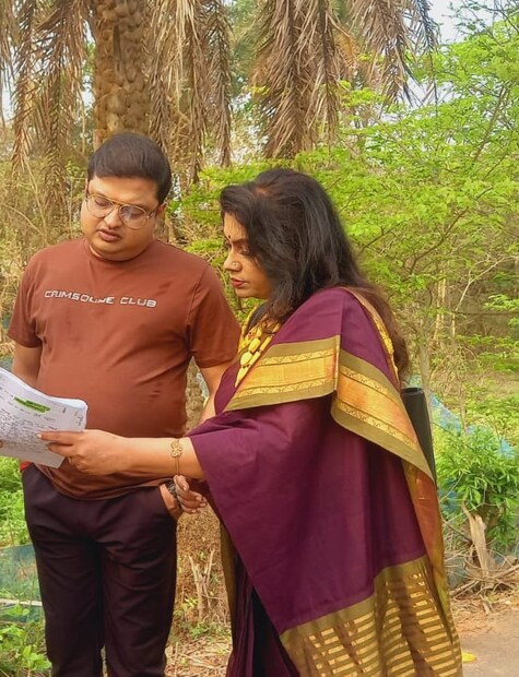অনুভবের চরিত্রে বিশ্বনাথ বসু। রাই এর কলেজমেট। খোলামেলা ও নিরপেক্ষ অনুভবকে সব কথা শেয়ার করে রাই। বর্ণকে নিয়ে অসহ্য হয়ে ওঠা রাই কে শেষে এক সাংঘাতিক কথা বলে অনুভব। রাই এর জীবন বোধ তছনছ হয়ে যায় নিমেষে। কী সেই কথা? গান ভাসতে থাকে প্রকৃতির কন্ঠে; &quot;সোনা বন্ধু রে, যদি ভালো নাই বাসো, একটু মায়া করে যাও&quot;।