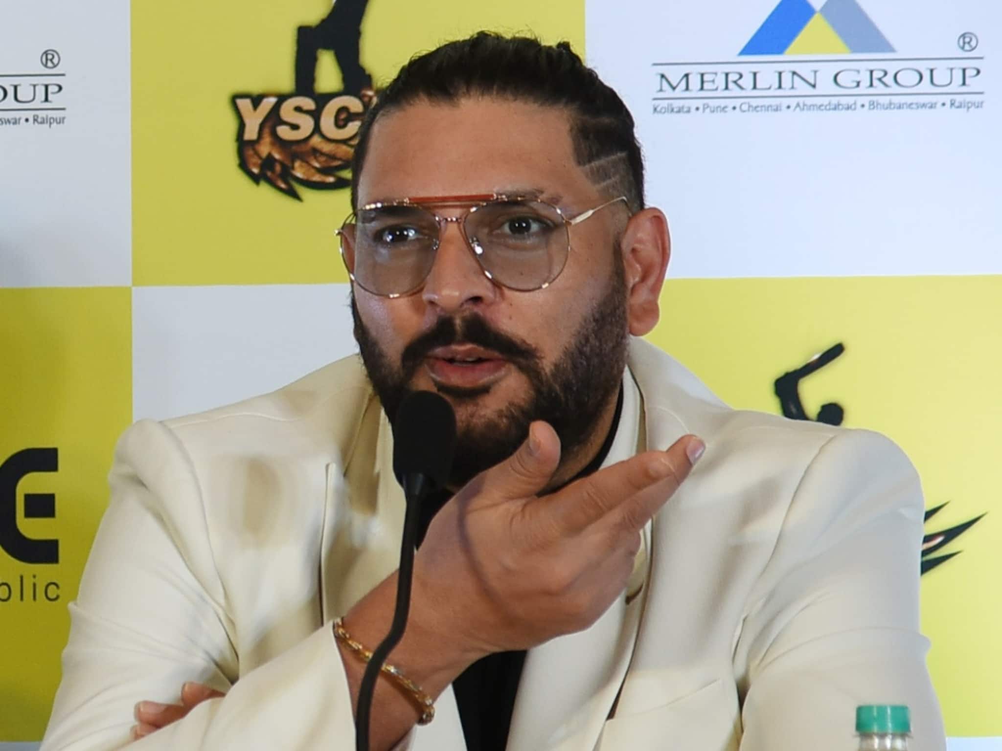 এত বড় চমক! এবার কি ভারতীয় দলের কোচ যুবরাজ সিং? প্রাক্তন তারকার কথায় বাড়ল জল্পনা এত বড় চমক! এবার কি ভারতীয় দলের কোচ যুবরাজ সিং? প্রাক্তন তারকার কথায় বাড়ল জল্পনা