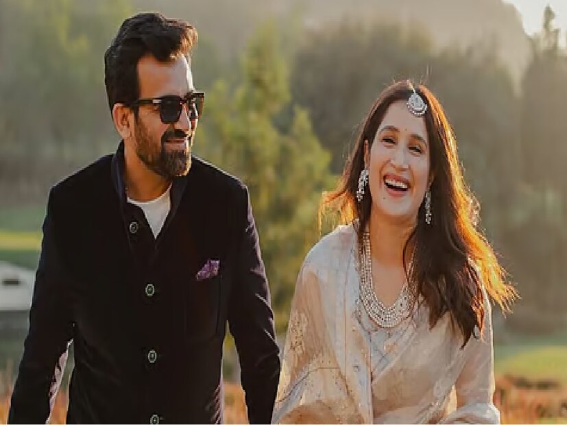 সাগরিকা ঘাটগে আরও জানিয়েছিলেন যে, তাঁদের ঠিকমতো কথা শুরুর আগেই জহির খান তাঁর সম্পর্কে একটা নির্দিষ্ট ধারণা তৈরি করে ফেলেছিলেন। &quot;আমার মনে হয় আমরা বারবার দেখা করতাম এবং সে প্রথমে আমার সঙ্গে কথাও বলত না কারণ সবাই বলত, 'তুমি জানো, সে এমনই ধরণের মেয়ে।' আমি ঠিক জানি না তারা এর অর্থ কী, হয়তো তুমি যদি সত্যিই সিরিয়াস হও তবেই কেবল তার সাথে কথা বলা উচিত; অন্যথায়, কোন লাভ নেই৷&quot; বলিউড বাবলকে দেওয়া এক সাক্ষাৎকারে এই কথা বলেছেন৷