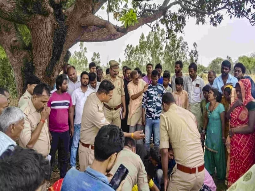 বৃহস্পতিবার বিহারের বিভিন্ন জেলায় প্রবল ঝড়, ভারী বৃষ্টিপাত এবং বজ্রপাতে অন্তত ৫৮ জনের মৃত্যু হয়েছে। আর শুধুমাত্র নালন্দা জেলাতেই মৃত্যু হয়েছে ২৩ জনের। বিহারে মৃত্যুর মধ্যে ৩৫ জন গাছ বা দেওয়াল ধসে মারা গিয়েছেন। আর ২৩ জন বজ্রপাতে প্রাণ হারিয়েছেন। 