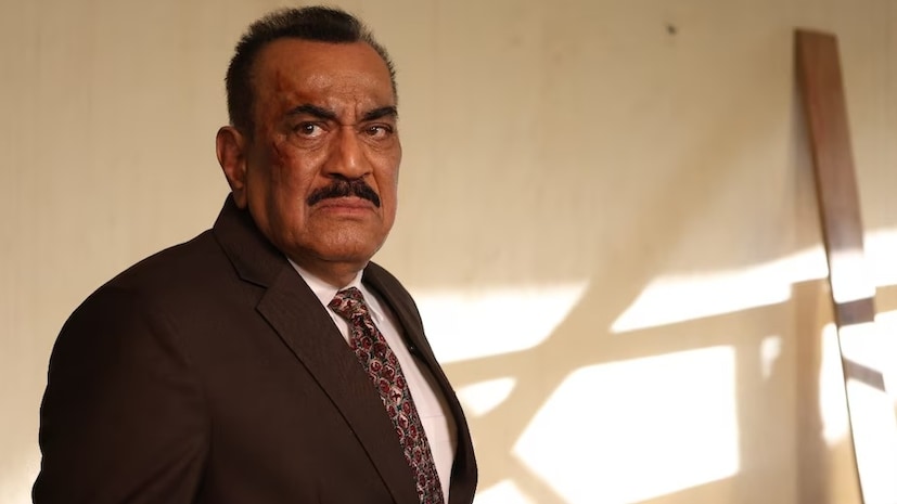 ACP Pradyuman in CID: অতি জনপ্রিয় টিভি শো CID-তে ACP প্রদ্যুম্নের চরিত্রে অভিনয় করা সিনিয়র অভিনেতা শিবাজি সাটম (Shivaji Satam) এর ফ্যানদের জন্য চূড়ান্ত হতাশাজনক খবর সামনে আসছে। এমন খবরে তাঁরা অত্যন্ত দুঃখিত এবং ক্ষোভে ফুঁশছেন৷ 