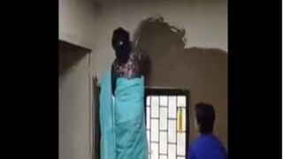 তীব্র গরমে ক্লাসরুমের দেওয়ালে গোবরের প্রলেপ! দিল্লি বিশ্ববিদ্যালয়ের কলেজে প্রাচীন পদ্ধতিতে উত্তাপ রোধের উদ্যোগ তীব্র গরমে ক্লাসরুমের দেওয়ালে গোবরের প্রলেপ! দিল্লি বিশ্ববিদ্যালয়ের কলেজে প্রাচীন পদ্ধতিতে উত্তাপ রোধের উদ্যোগ