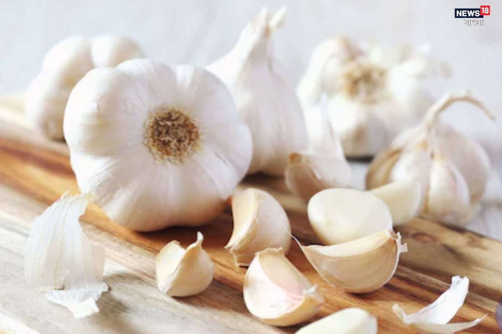 সব রান্নায় রসুন কুচি-রসুন বাটা দেন? খবরদার! এই ৫ তরকারিতে ভুলেও ব‍্যবহার করবেন না এই মশলা