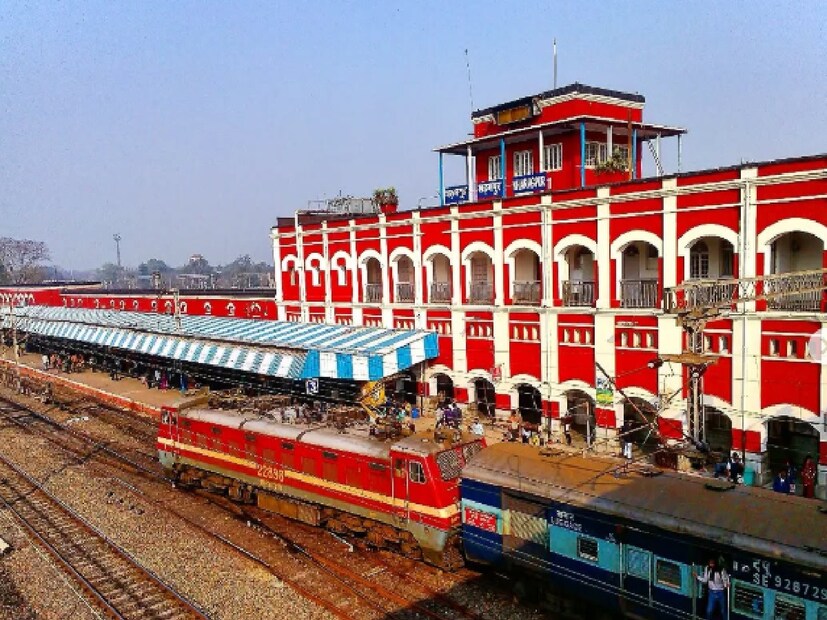 এই সংক্রান্ত একটি প্রেস বিজ্ঞপ্তি করে জানিয়ে দেওয়া হয়েছে দক্ষিণ-পূর্ব রেলওয়ে সিনিয়র DCM পক্ষ থেকে।