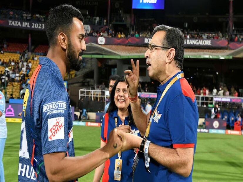 মাঠে সেই ঝামেলার পরও কেএল রাহুল খেলেছেন সঞ্জীব গোয়েঙ্কার লখনউতে। এর পর তাঁদের দুজনকে পরস্পরের সঙ্গে ভালভাবে কথা বলতে দেখা গিয়েছে। তবে সেই ঘটনা আরও একবার যেন মাটি খুঁড়ে উঠে এল!
