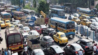 রাস্তায় রাস্তায় যানজট রাস্তায় রাস্তায় যানজট