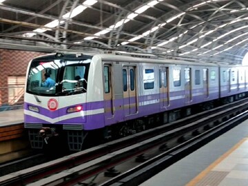 East West Metro: গঙ্গার নীচে এবার ছুটবে চালকবিহীন মেট্রো?