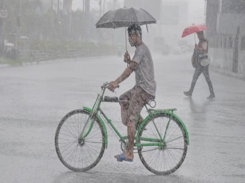আবহাওয়ার কার্যকলাপ: মৌসম বিভাগের পূর্বাভাস বলছে, ঘূর্ণাবর্তের ত্রিফলা রয়েছে দেশের আবহাওয়ায়। রাজস্থান, অসম এবং বাংলাদেশে অবস্থান করছে ঘূর্ণাবর্ত। নিম্নচাপ অক্ষরেখাতেও ত্রিফলার প্রভাব পড়তে চলেছে। উত্তর দক্ষিণ নিম্নচাপ অক্ষরেখা অসম, থেকে ত্রিপুরা পর্যন্ত বিস্তৃত এটি পূর্ব বাংলাদেশের উপর দিয়ে গিয়েছে।