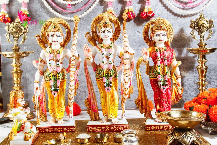  মনের ইচ্ছা পূর্ণ করতে হলে সকাল সকাল স্নান সেরে শুদ্ধ বস্ত্রে রামায়ণের বাল্যকাণ্ড পাঠ করুন।<br />এই দিন সকালে বা সন্ধ্যাবেলা রামমন্দিরে গিয়ে কমলা বস্ত্র, কাঁচা ছোলা এবং গুড় দান করুন।
