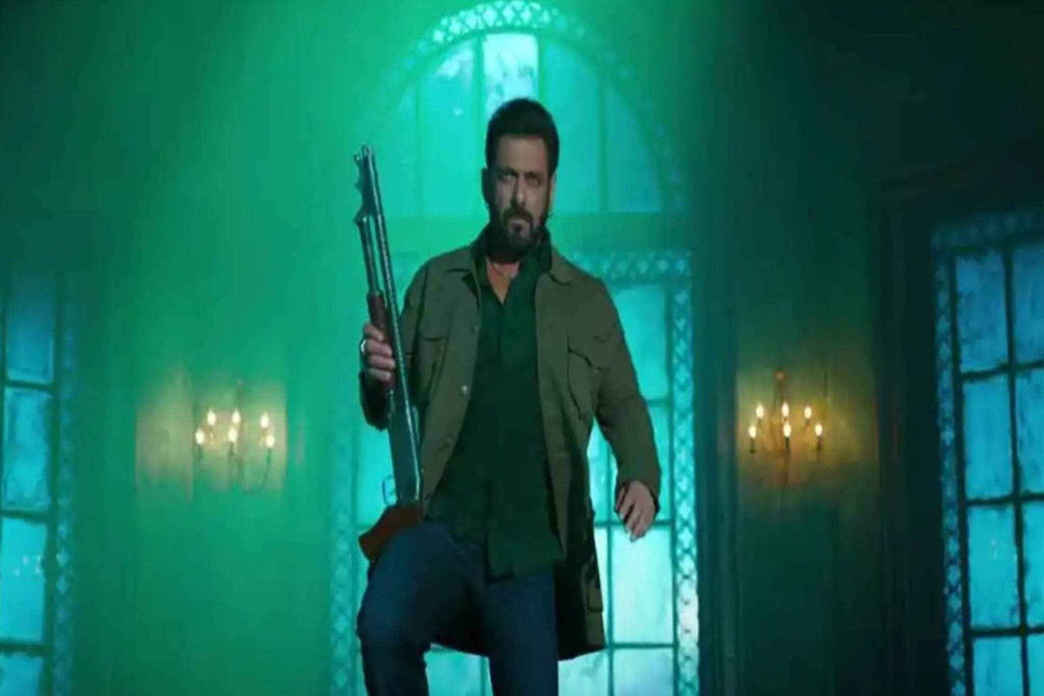 একী করলেন সলমন?২দিনেই হল খালি,কোথায় গেল স্টার ম্যাজিক?২দিনে সিকন্দরের ব্যবসা জানুন