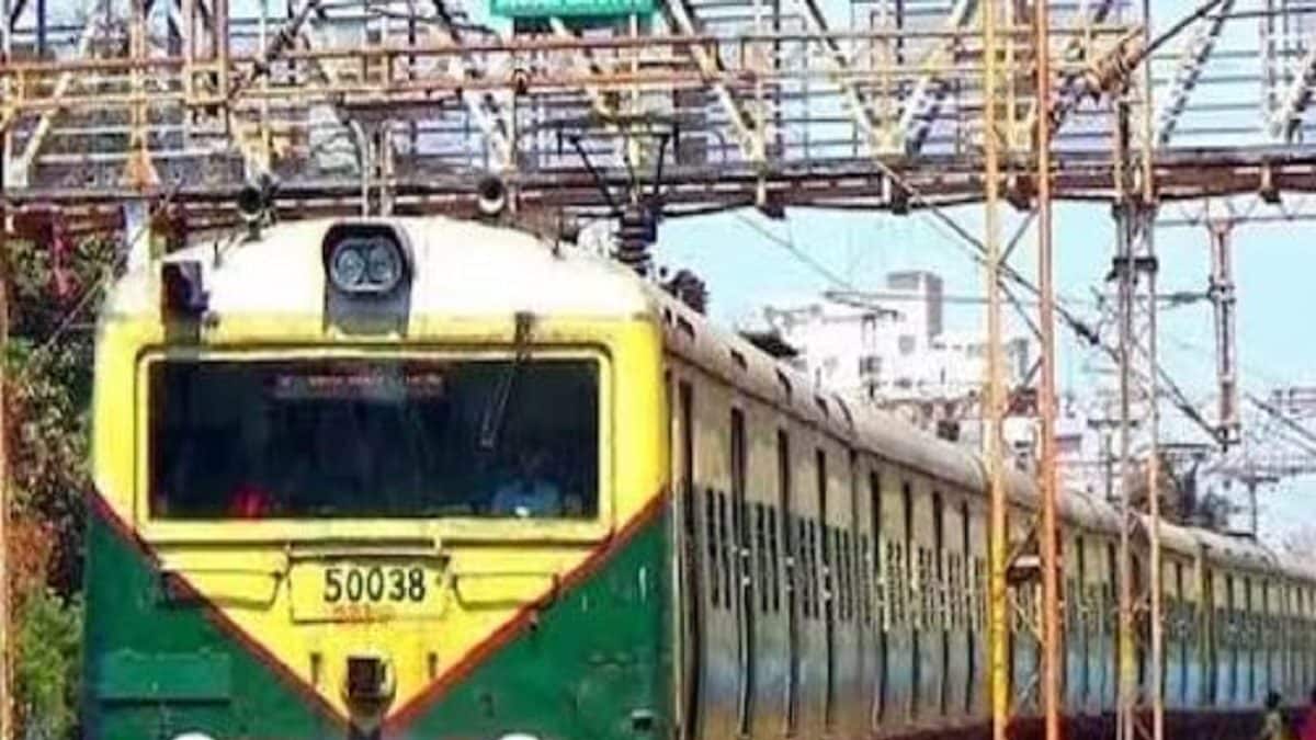 এখন থেকে মাতৃভূমি লোকালে চাপতে পারবেন পুরুষরাও! কোন কোন কামরায়? জেনে নিন