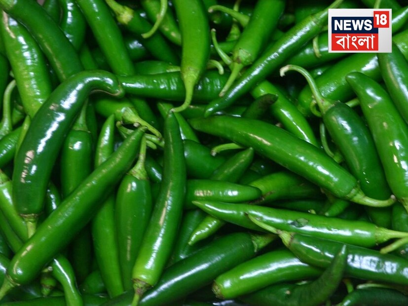 কেউ কেউ হালকা সর্ষের তেলে লঙ্কা ডুবিয়ে দীর্ঘক্ষণ সংরক্ষণ করেন। এতে এটি নষ্ট হয় না এবং এটি একটি ভিন্ন স্বাদও পায়। যারা লঙ্কা খেতে পছন্দ করেন তাদের জন্য এই পদ্ধতিটি ভাল।