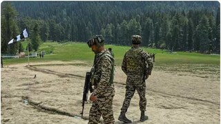 বৈসরনে জঙ্গল ঘেরা পাহাড়ে ৭০ জঙ্গি গোপন আস্তানার খোঁজ