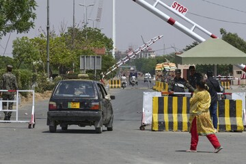 ৮০ শতাংশ পরিবারে অপরিহার্য! ভারত 'এই' একটি জিনিসের জন্য পাকিস্তানের উপর নির্ভরশীল ৮০ শতাংশ পরিবারে অপরিহার্য! ভারত 'এই' একটি জিনিসের জন্য পাকিস্তানের উপর নির্ভরশীল
