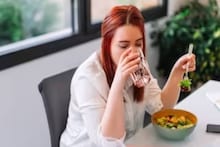 Cooking Tips: হালকা ভাপানো নাকি পুরো সেদ্ধ! রান্নার সময় সবজি কেমন রাখা উচিত? জানুন কোনটা বেশি উপকারী