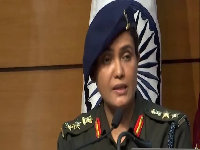ভারতীয় সেনার পক্ষ থেকে একাধিকবার সাংবাদিক বৈঠক করেছেন কর্নেল সোফিয়া কুরেশি ও বায়ুসেনার উইং কমান্ডার ব্যোমিকা সিং। 