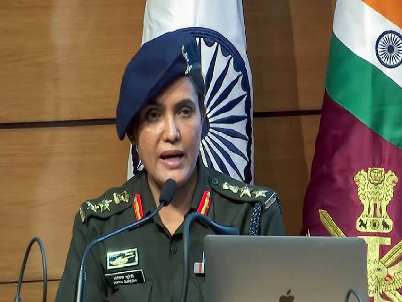 ভারত-পাকিস্তান সংঘাতের মুহূর্তে 'অপারেশন সিঁদুর'-এর মুখ হিসেবে গোটা বিশ্বের সামনে এসেছেন কর্নেল সোফিয়া কুরেশি। 