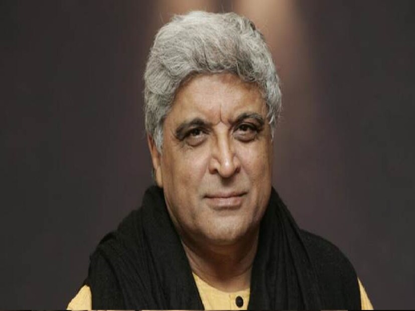 জাভেদ আখতার জানান, তিনি দু'পক্ষ থেকেই সমানভাবে ট্রোল হন-- একদল বলেন ‘জাহান্নমে যাও’, আরেকদল বলেন ‘তুমি পাকিস্তানে চলে যাও’। 