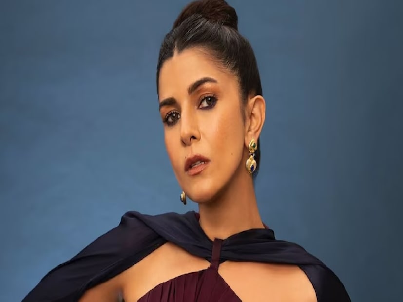 শ্রীনগর থেকে জম্মু যাওয়ার পথে আসে জওহর টানেল। সেই টানেল থেকে একটু এগিয়ে বিস্তৃত এক উপত্যকা, নাম ভেরিনাগ। আর সেখানেই আচমকা বদলি হন নিমরতের বাবা মেজর ভূপেন্দর সিং। 