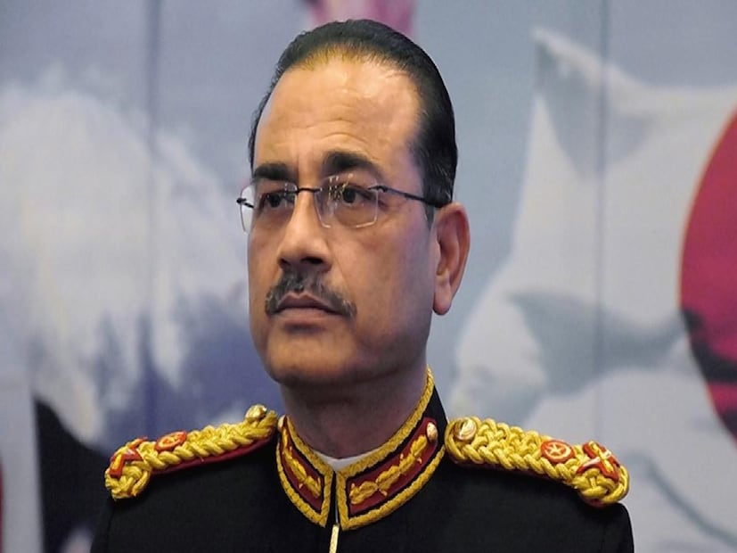 এই মুহূর্তে পাকিস্তান সেনার প্রধান আসিম মুনির বা পাক সেনার মুখপাত্র জেনারেল চৌধরীর বাবা সুলতান বাশিরুদ্দিন মাহমুদের জঙ্গিযোগের কাহিনি ব্যতিক্রম নয়। পাক সেনাবাহিনীর সঙ্গে সন্ত্রাসবাদ ওতপ্রতোভাবে জুড়ে থাকার উদাহরণ মাত্র। (Image Courtesy- X)