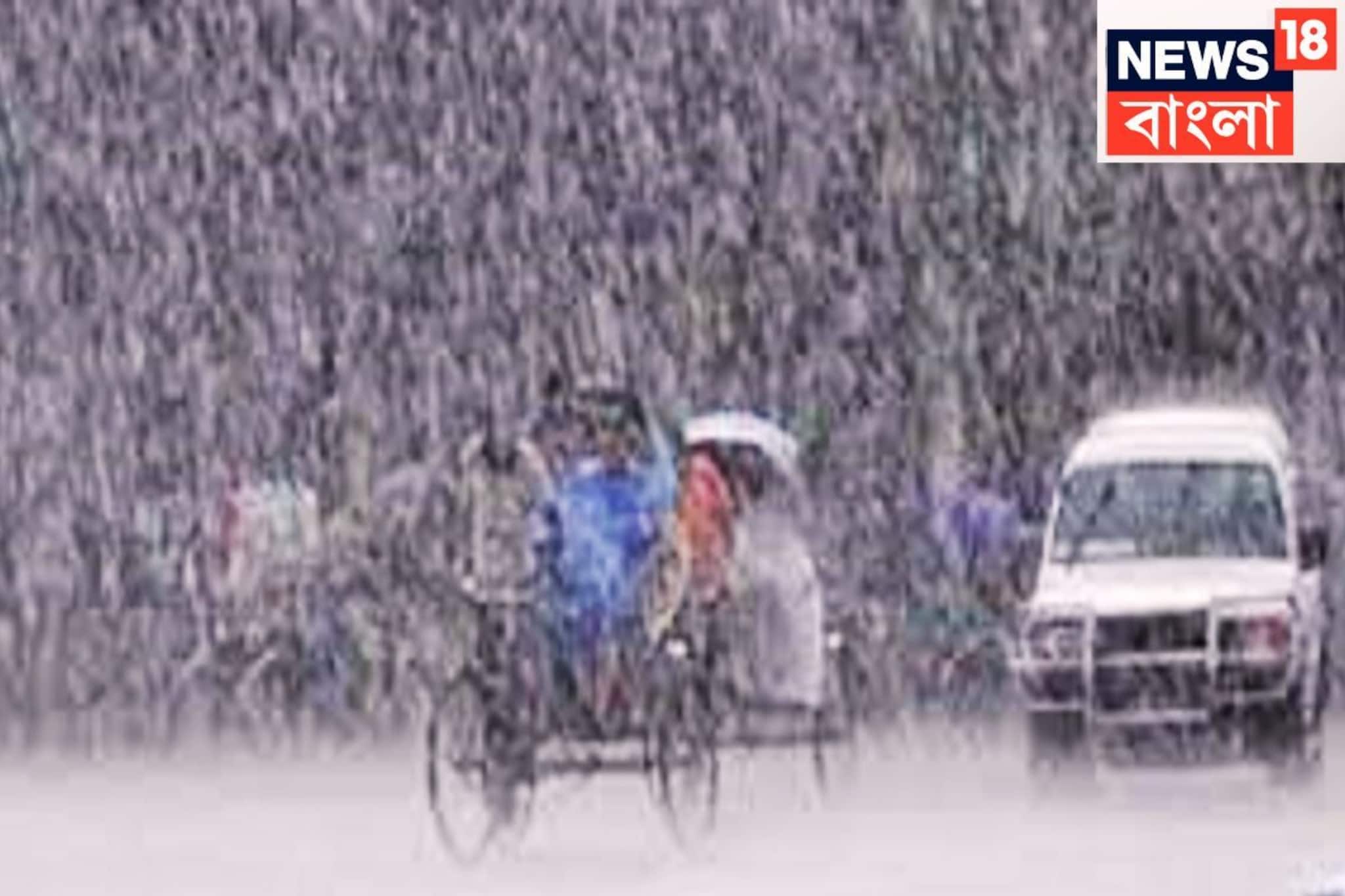 শুক্রেও ভারী বৃষ্টি দক্ষিণের ৪ জেলায়, ভাসবে উত্তরও, স্থলভাগে প্রবেশ করে শক্তি হারাচ্ছে