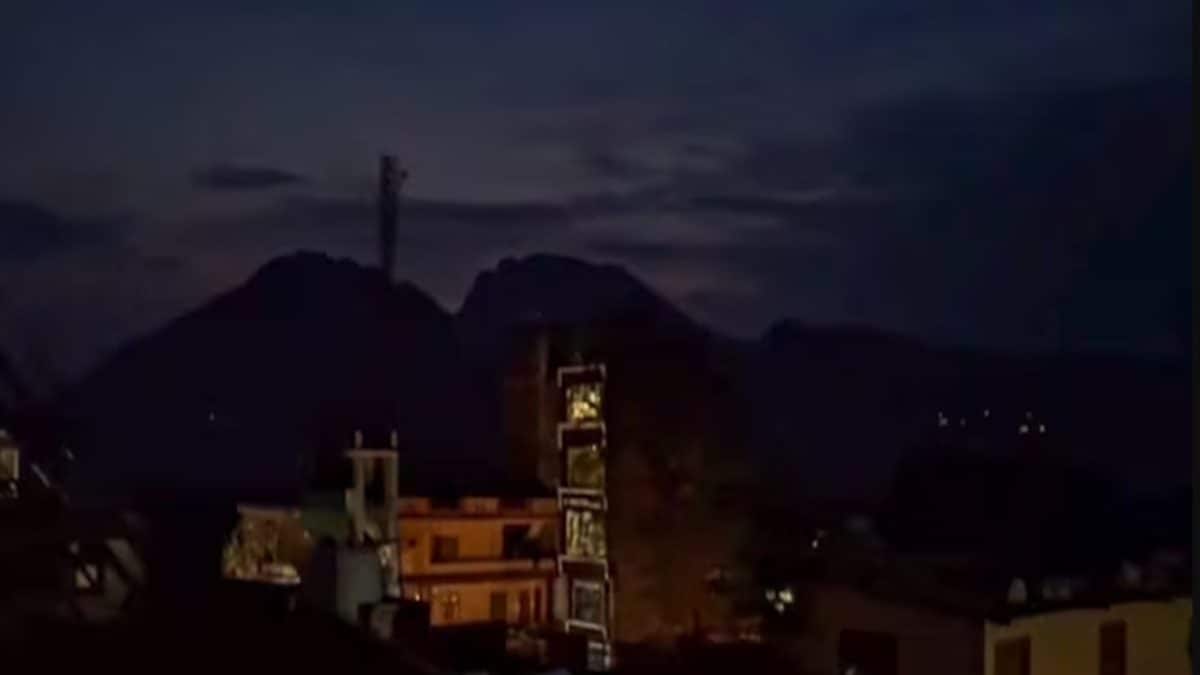 Indian Cities under Blackout Red Alert: বদলা নিতে মরিয়া পাকিস্তান!দেশের কোন কোন শহরে ব্ল্যাকআউট, রেড অ্যালার্ট? দেখুন তালিকা