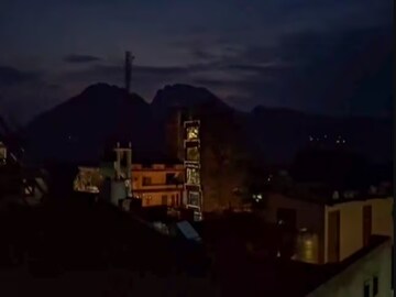 দেশের একাধিক শহরে ব্ল্যাকআউট, রেড অ্যালার্ট৷ ছবি- পিটিআই