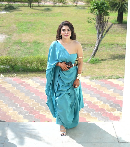 অভিনেত্রী অমৃতা দেবনাথ